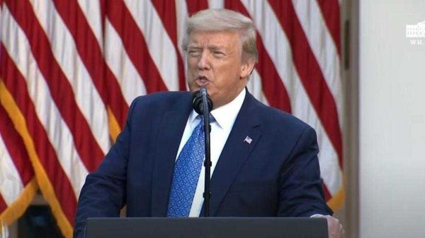 以军方称轰炸德黑兰两处海军巡航导弹生产基地